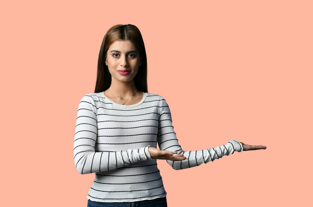 woman explaining concept